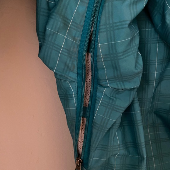 Precision Mountainwear Winter Jacket - Picture 4 of 4